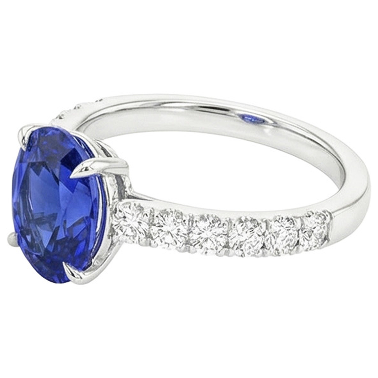 Bague Solitaire Femme Avec Accents Saphir Bleu & Diamants 4 Carats