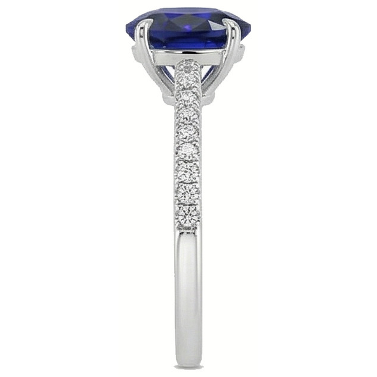 naturel oval saphir 3.50carats bague sur blanc