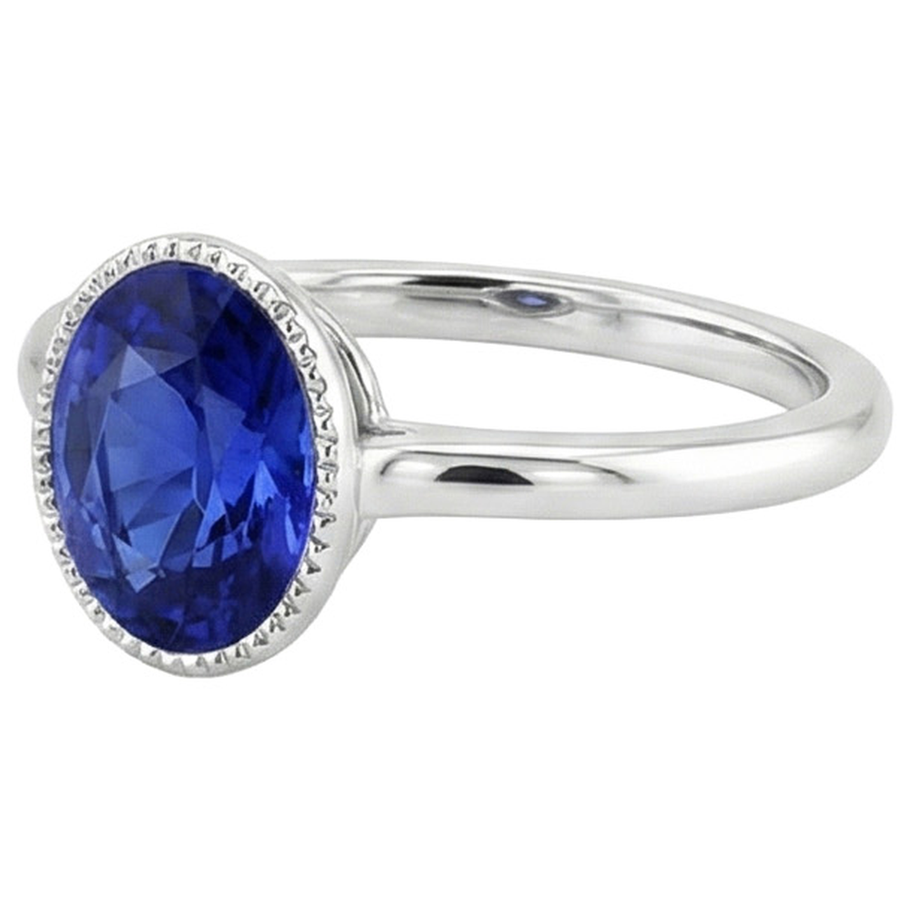naturel oval saphir 3carats bague sur blanc