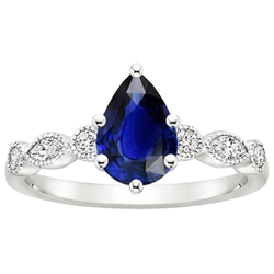 Bague Solitaire Marquise & Accents Diamants Naturels Extraits des Mines ( et non cultivés en laboratoire ) Ronds 3 Carats