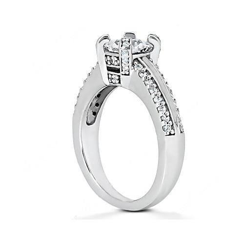 Bague Solitaire Naturel Diamant Taille Princesse 2.20 Ct. Avec Accents