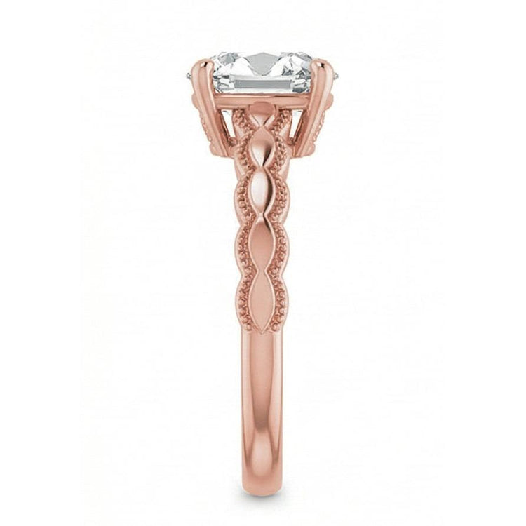 naturel oval diamant 3.25carats bague sur blanc