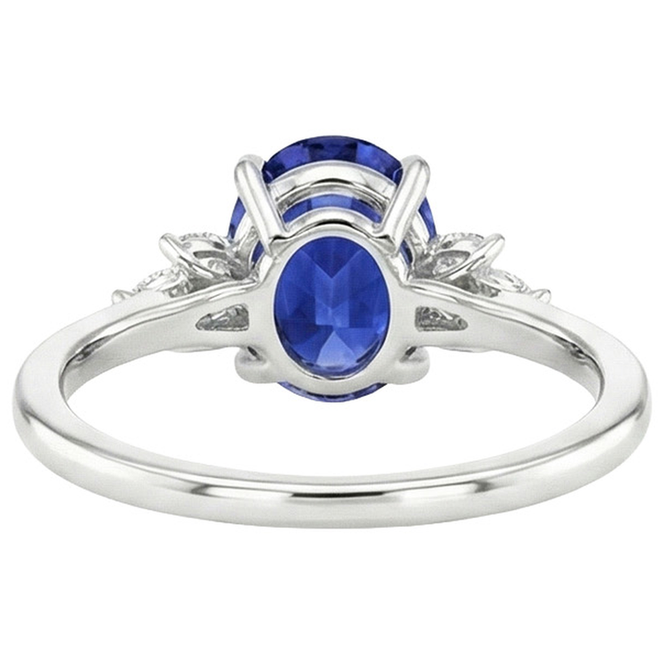 Bague Solitaire Ovale Saphir Bleu Avec Pierres Côté Poire 4.50 Carats