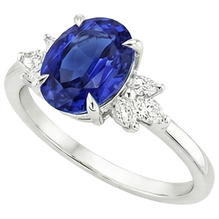 Bague Solitaire Ovale Saphir Bleu Avec Pierres Côté Poire 4.50 Carats