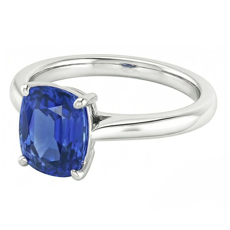 naturel oval saphir 2carats bague vue de dessus