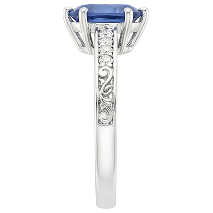 naturel pear diamant 4carats bague sur blanc