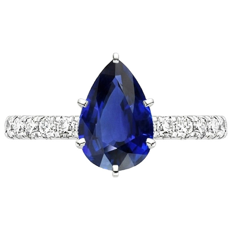 Bague Solitaire Poire Saphir Bleu Pavé Accents Diamants Naturels Extraits des Mines ( et non cultivés en laboratoire ) 5.25 Carats