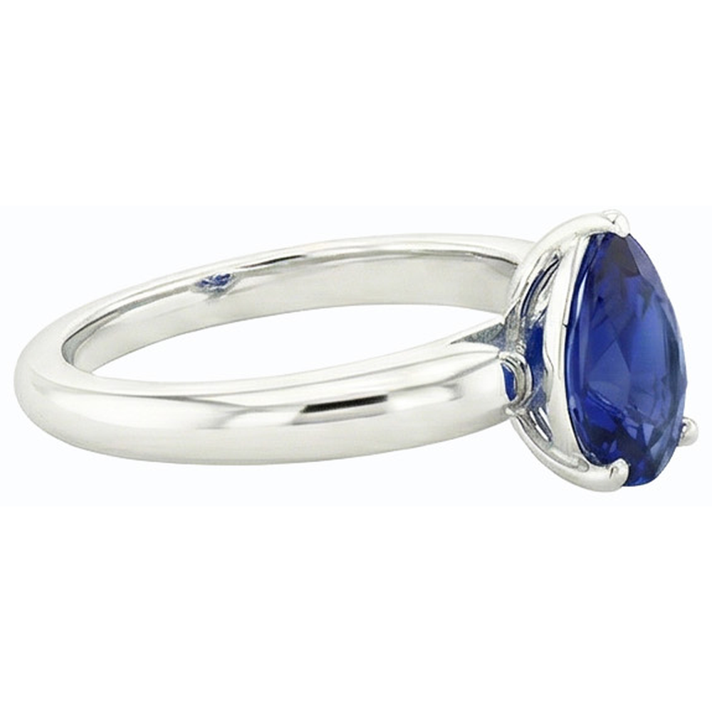 naturel pear diamant 2.50carats bague sur blanc
