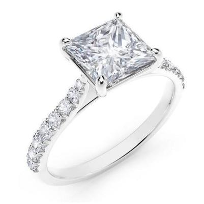 Bague Solitaire Princesse 3.30 Carats Et Naturel Diamants Ronds Avec Accents