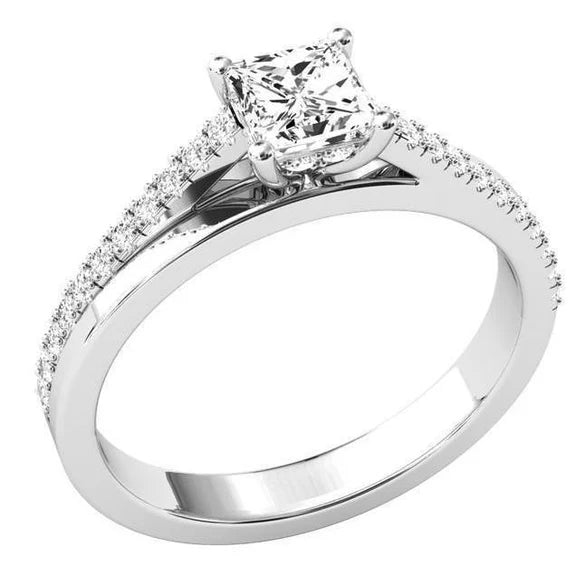 Bague Solitaire Réel Diamant Taille Princesse Et Ronde De 2.50 Carats Avec Accents