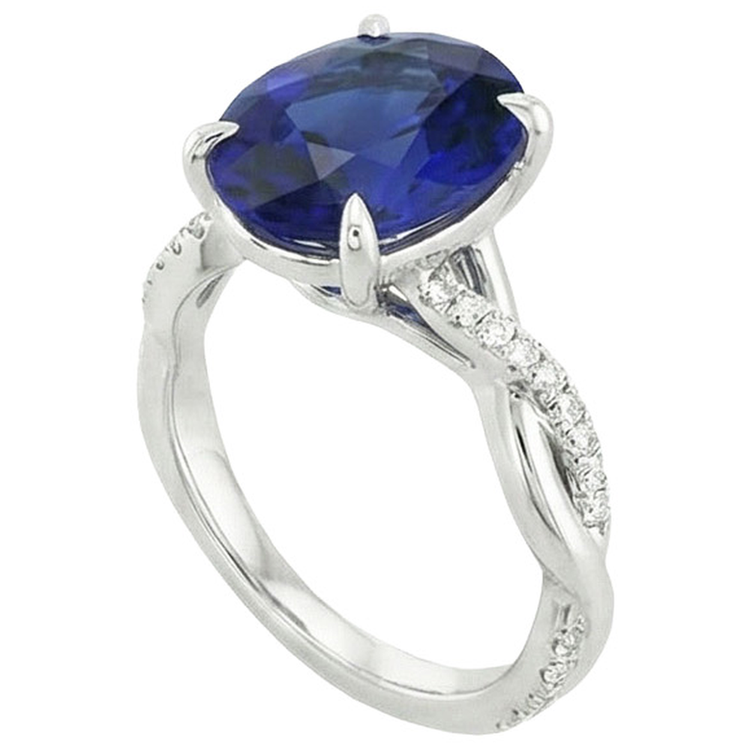 naturel oval saphir 4.50carats bague détail rapproché