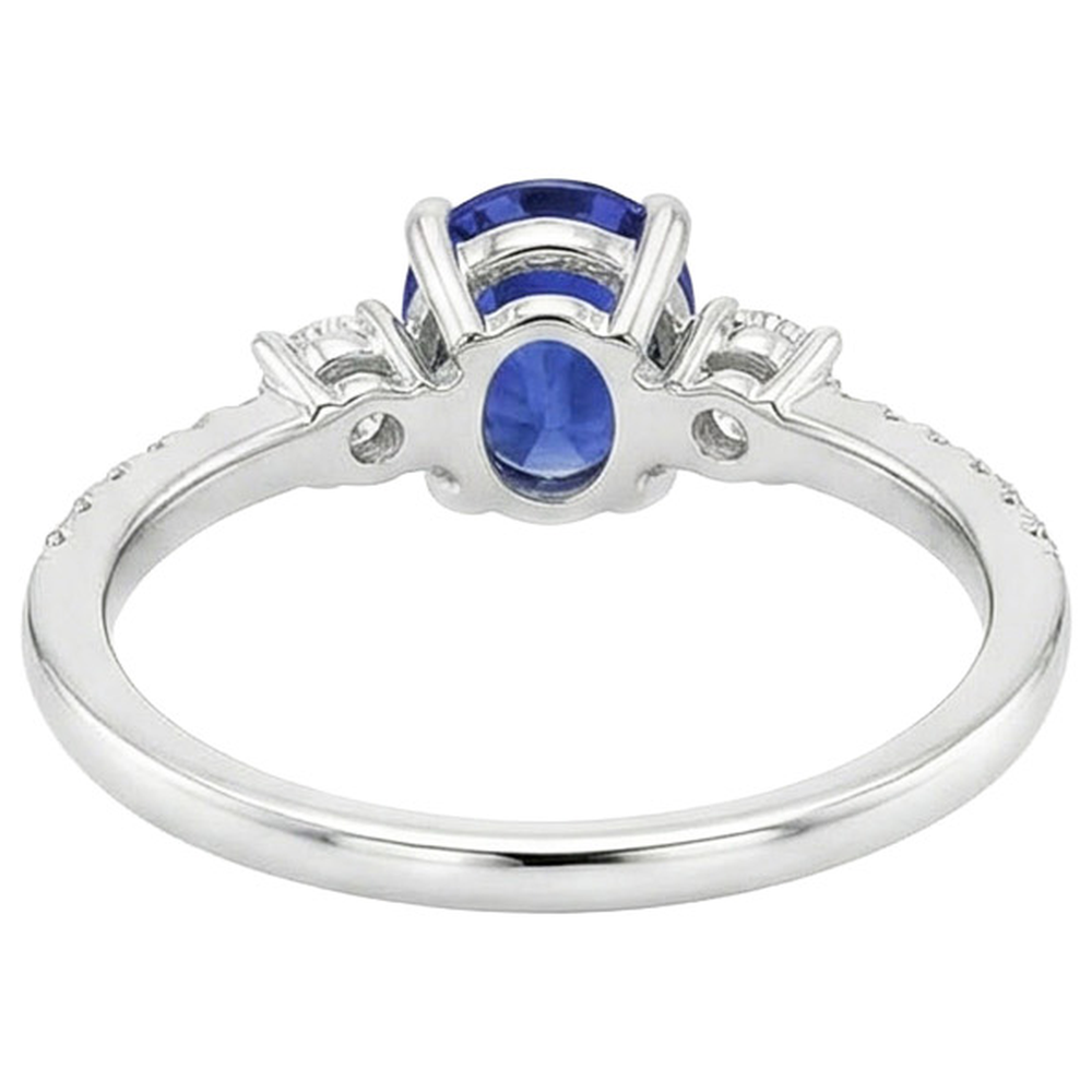 naturel oval saphir 3.50carats bague détail rapproché