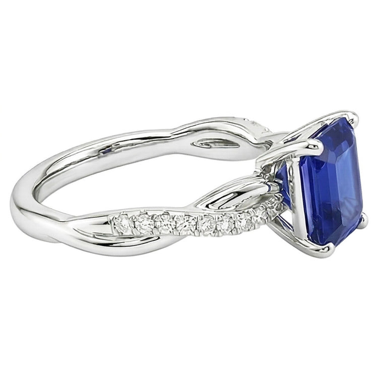 Bague Solitaire Saphir émeraude Avec Accents Tige Torsadée 2.50 Carats