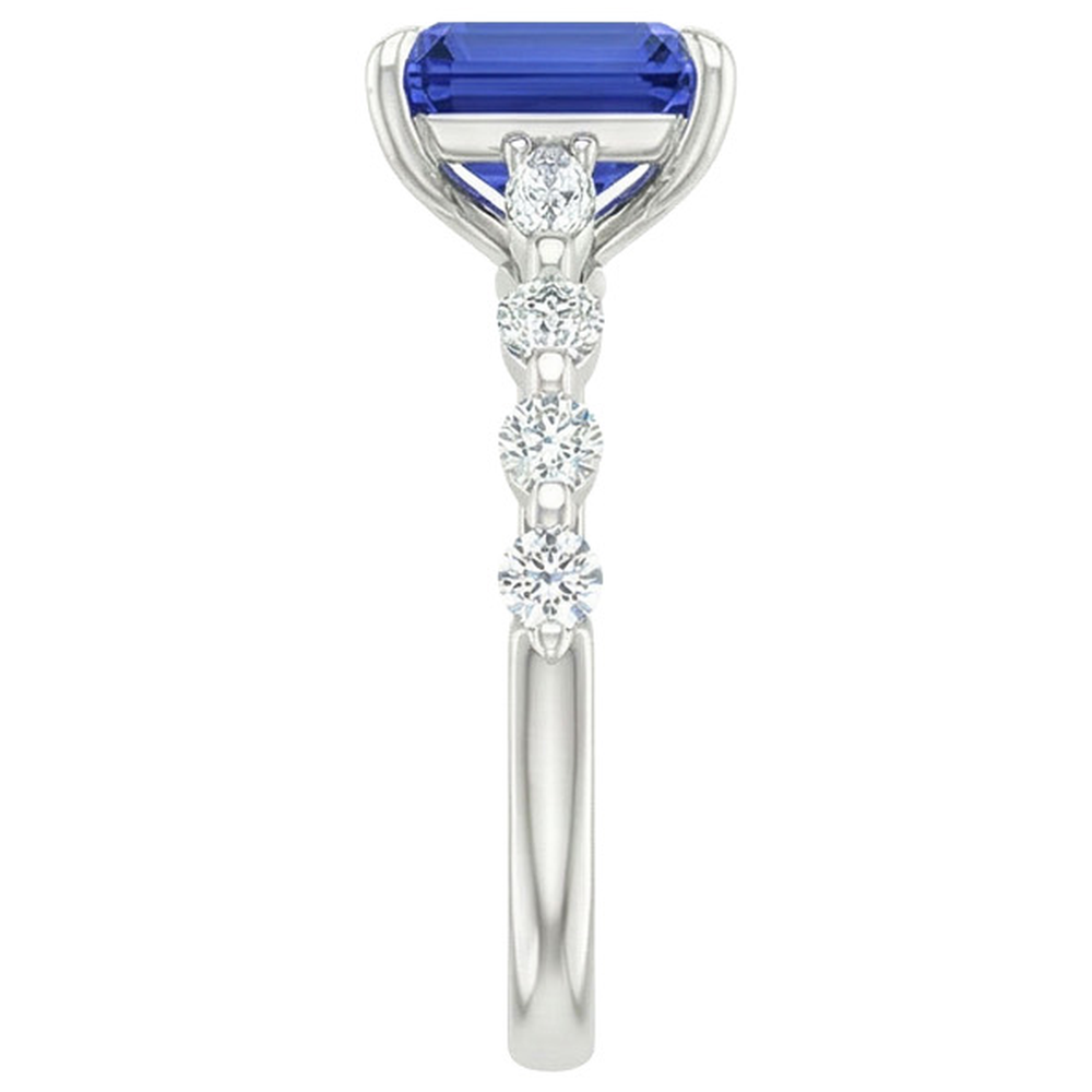 naturel pear diamant 4carats bague sur blanc