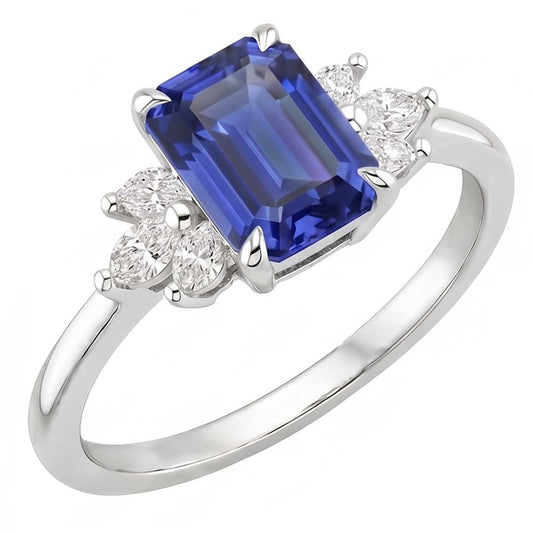 Bague Solitaire avec Accents Saphir du Sri Lanka & Pierre de Poire 4 Carats