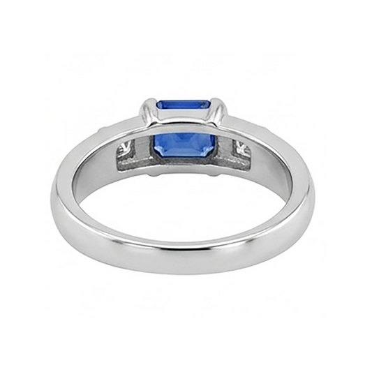 Bague Solitaire de Fiançailles en Forme de Trillion Saphir Bleu Foncé 1 Carat