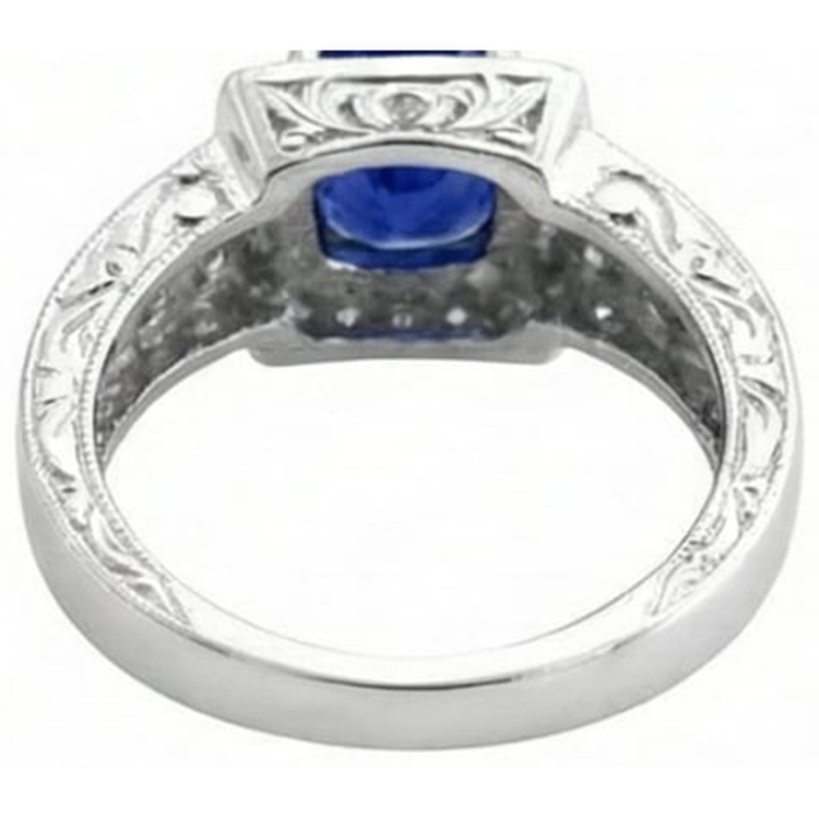 Bague Style Antique Tanzanite Et Diamants Naturels Extraits des Mines ( et non cultivés en laboratoire ) 2.75 Carats Bijoux De Mariage