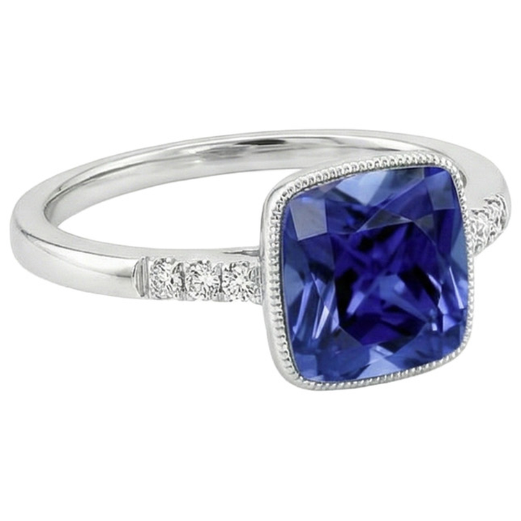 Bague Style Vintage Diamant Naturels Extraits des Mines ( et non cultivés en laboratoire ) Et Saphir Bleu 6 Carats Pierre Précieuse