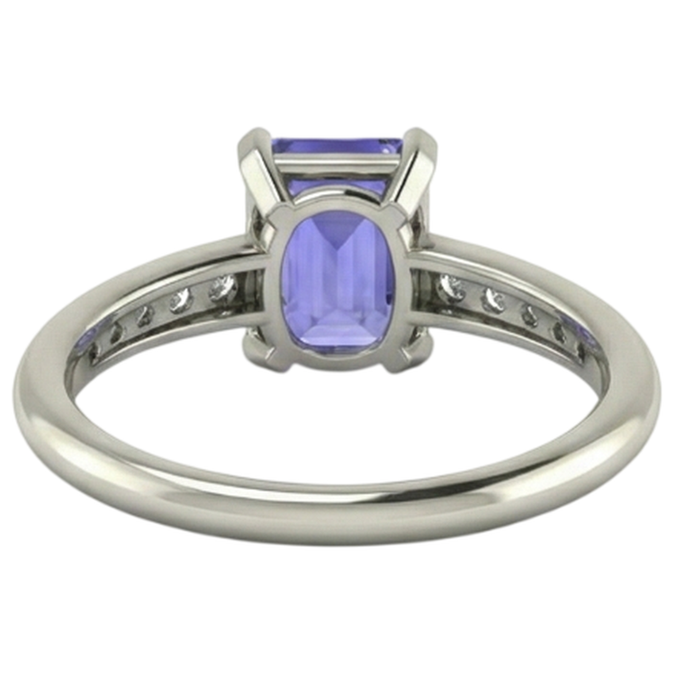 naturel round tanzanite 3.85carats bague sur blanc