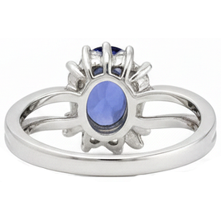 Bague Tanzanite Ovale Style Antique Diamants Naturels Extraits des Mines ( et non cultivés en laboratoire ) 2.05 Carats Or Blanc