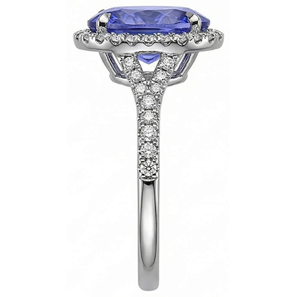 naturel oval tanzanite 6.50carats bague sur blanc