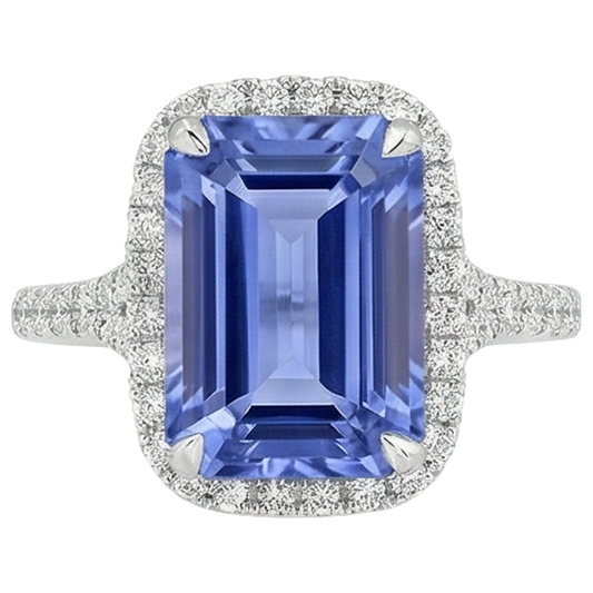Bague Tanzanite en forme d'émeraude de 8.75 ct avec diamants ronds en or Nouveau