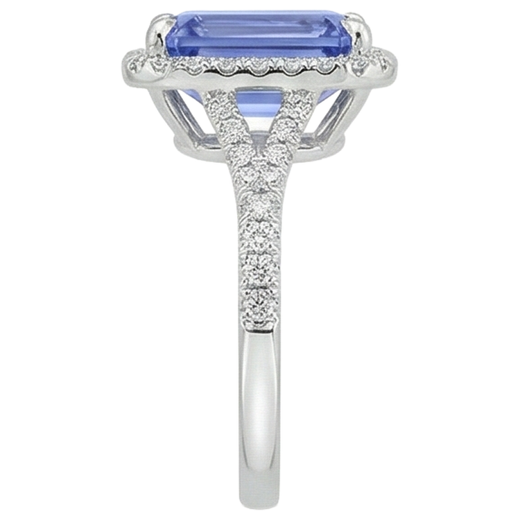 Bague Tanzanite en forme d'émeraude de 8.75 ct avec diamants ronds en or Nouveau