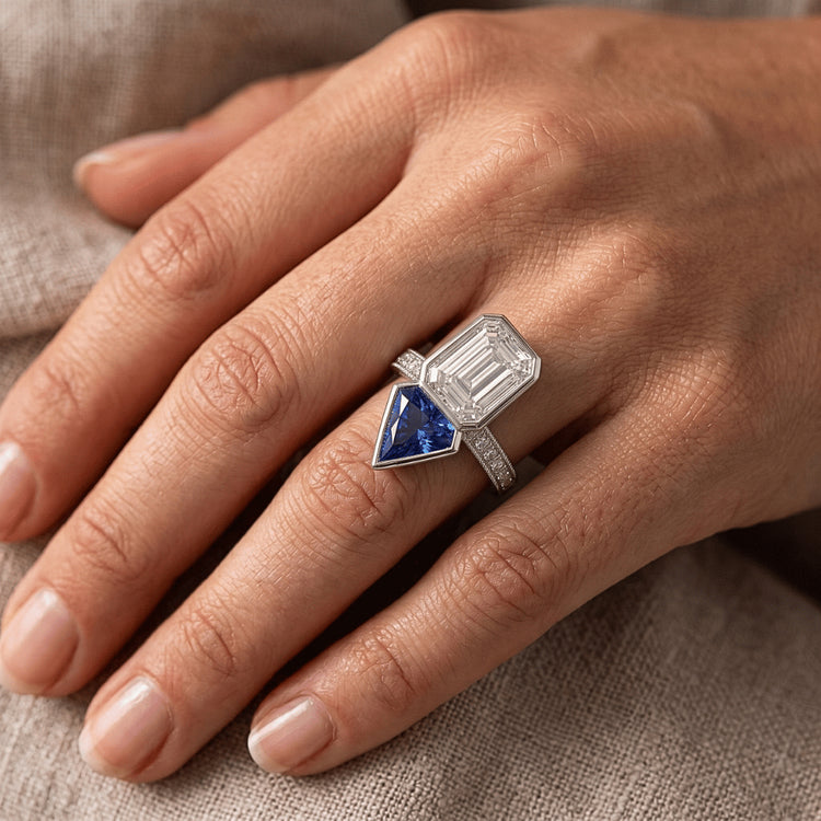 Bague Toi et Moi Asscher Diamant & Saphir de Ceylan 3.50 Carats Millgrain