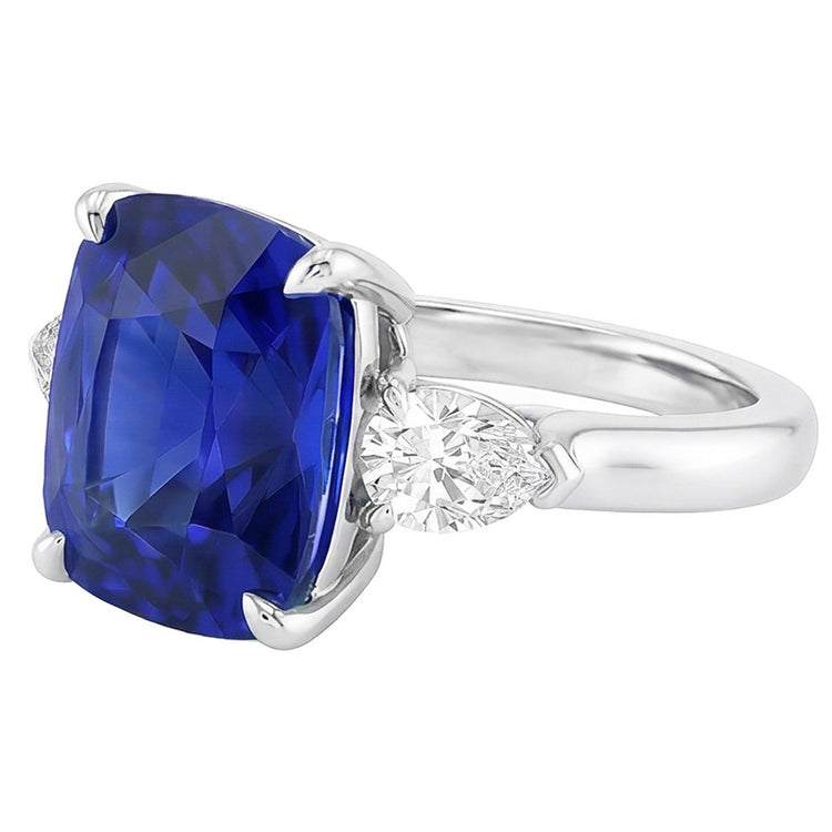 Bague Trois Pierres Coussin Saphir Bleu & Diamants Poire 4 Carats