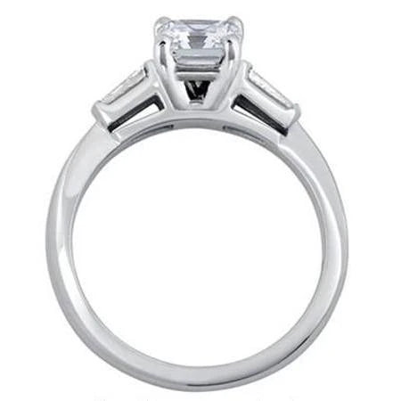 Bague Trois Pierres Émeraude Et Réel Diamant Taille Baguette 1.61 Carats