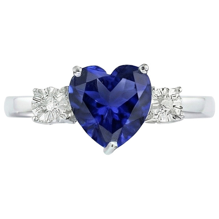 Bague Trois Pierres Forme Coeur Saphir Bleu Rond & Diamants Naturels Extraits des Mines ( et non cultivés en laboratoire ) 8 Carats