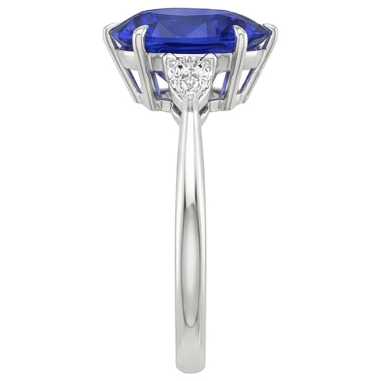 naturel pear diamant 4.25carats bague sur blanc