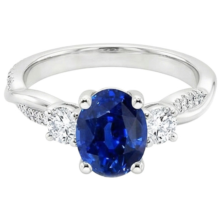naturel oval saphir 4carats bague vue de dessus