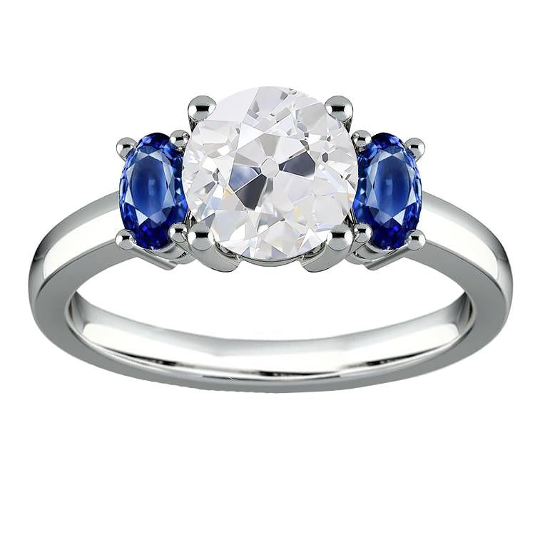 Bague Trois Pierres Saphir Ovale Vieux Naturel Diamant Rond Européen 4.50 Carats