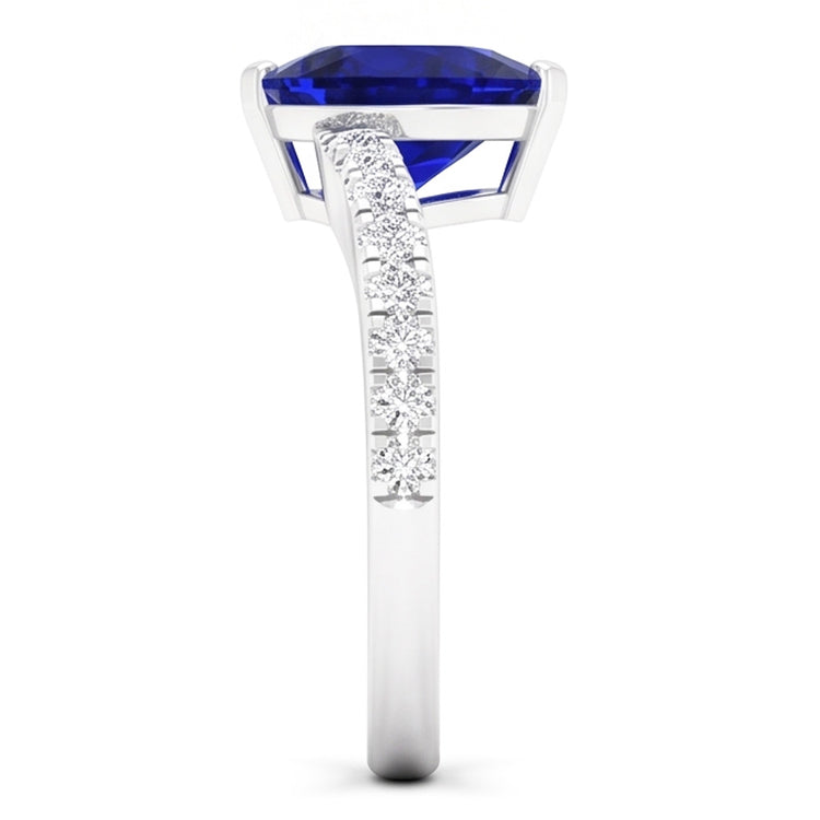 Bague anniversaire diamant coeur saphir 3.50 carats tige torsadée en or