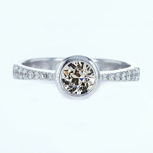 Bague de Fiançailles Ronde ancienne mine Cut Réel Diamond Bezel Set 2.25 Carats