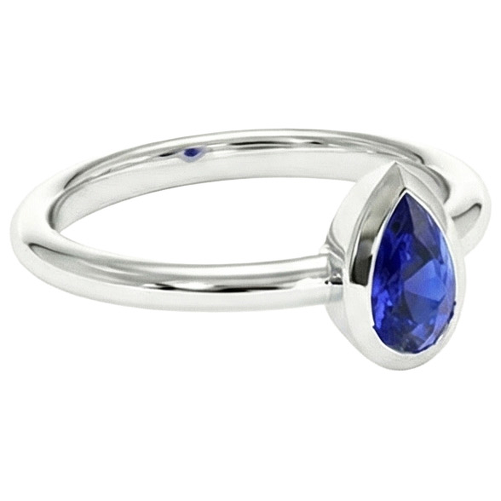 naturel pear saphir 1.50carats bague détail rapproché
