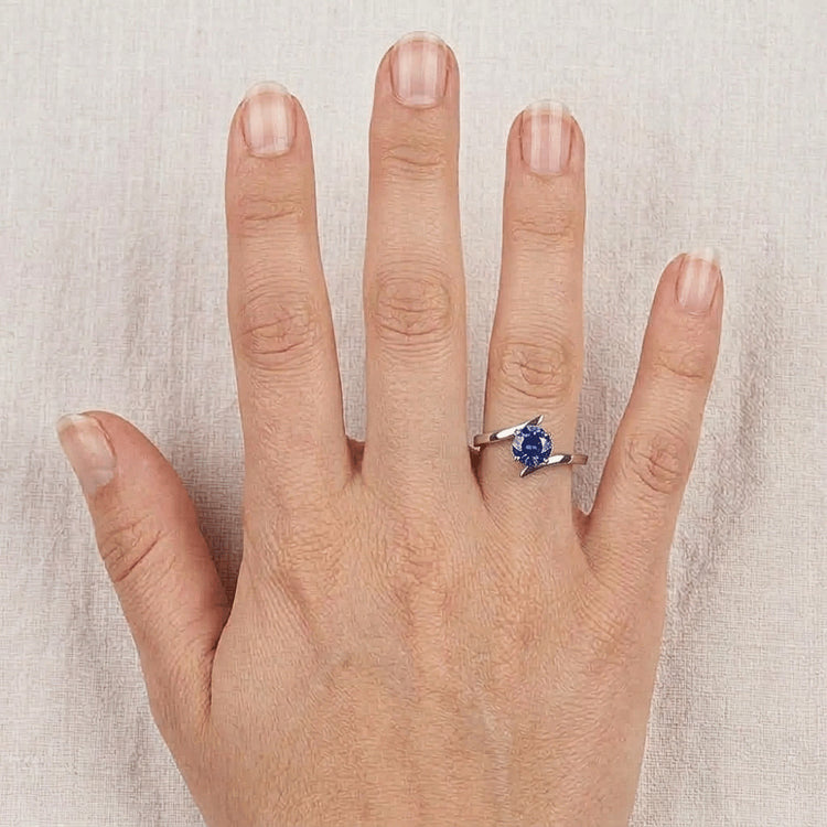 Bague de Fiançailles Solitaire Ceylan Saphir Bleu 1 Carat Style Bypass