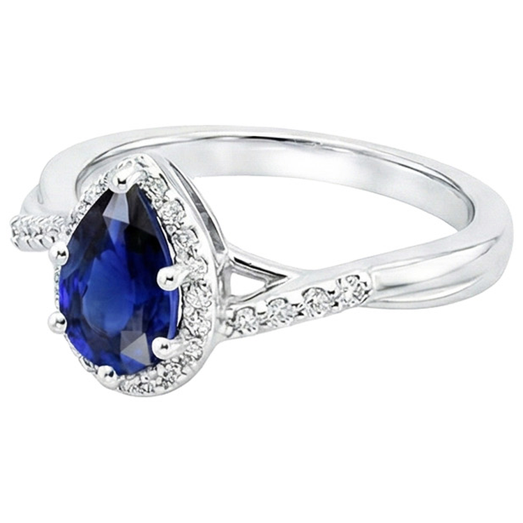 naturel pear diamant 5carats bague sur blanc
