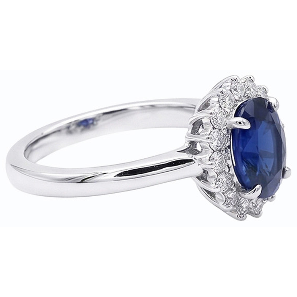 naturel oval saphir 2.50carats bague détail rapproché