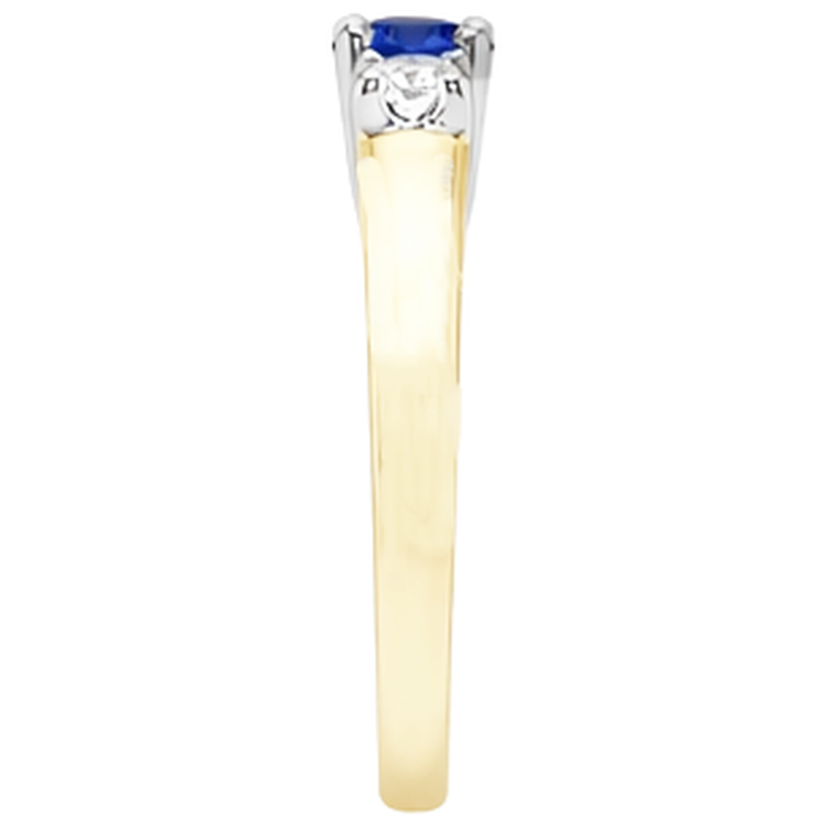 naturel round tanzanite 2carats bague sur blanc