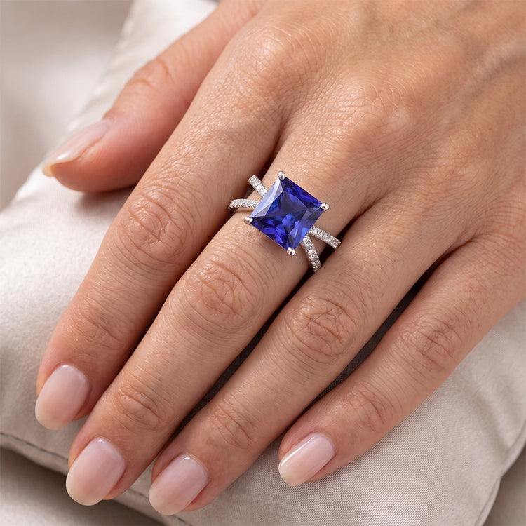 Bague de fiançailles diamant femme 6.25 carat saphir bleu Princess Center