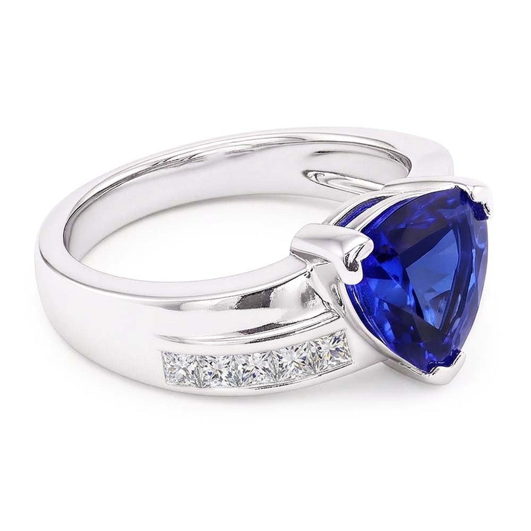 Bague de fiançailles diamant princesse saphir 2 carats serti d'accents