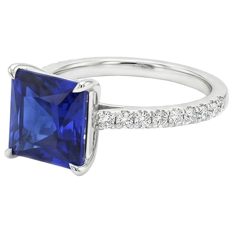 Bague de fiançailles diamant princesse saphir bleu accentué de 5.50 carats