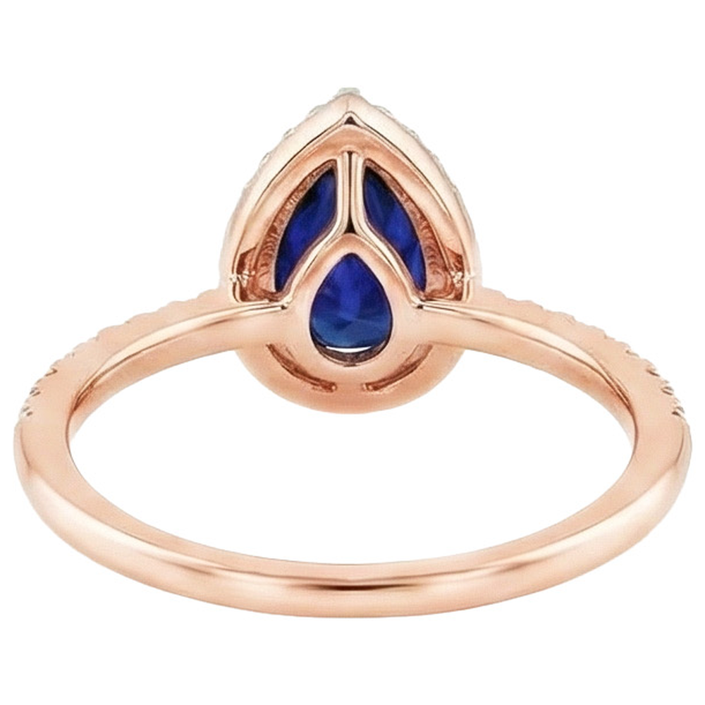 naturel pear diamant 6carats bague sur blanc