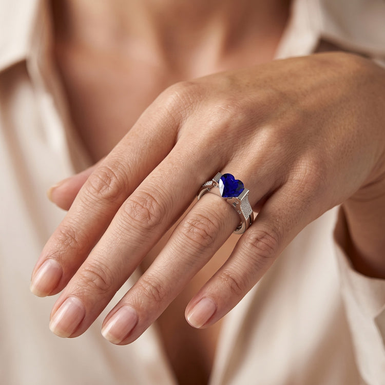 Bague de fiançailles diamant serti barre coeur saphir bleu 2.50 carats