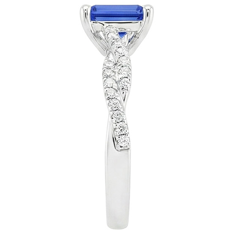 naturel diamant 4.25carats bague sur blanc