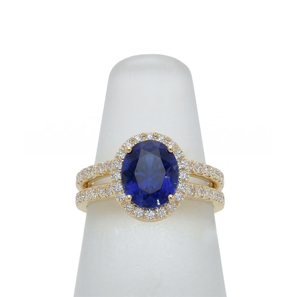 naturel oval diamant 7carats bague sur blanc