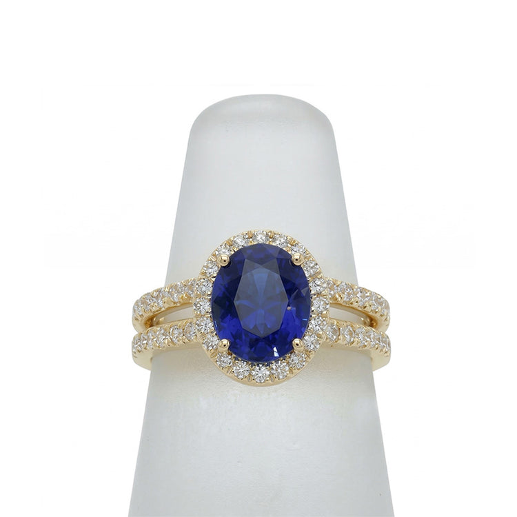 naturel oval diamant 7carats bague sur blanc