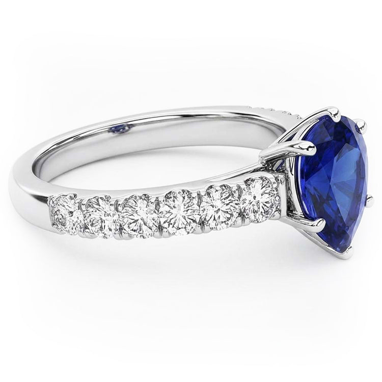 Bague de fiançailles en saphir de Ceylan et diamants en or 3 carats